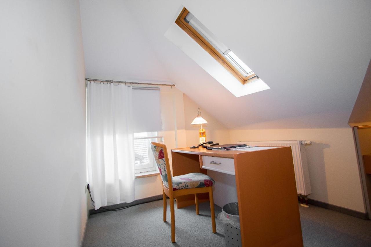 Hotel Garni Am Markt - Businesshotel - Fruehstuecksbuffet - Fahrradabstellplatz - Hunde Willkommen 노이스타트 바이 코부르크 외부 사진